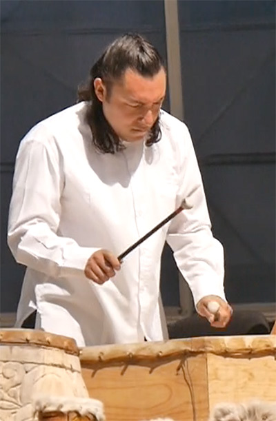 Salazar drumming
